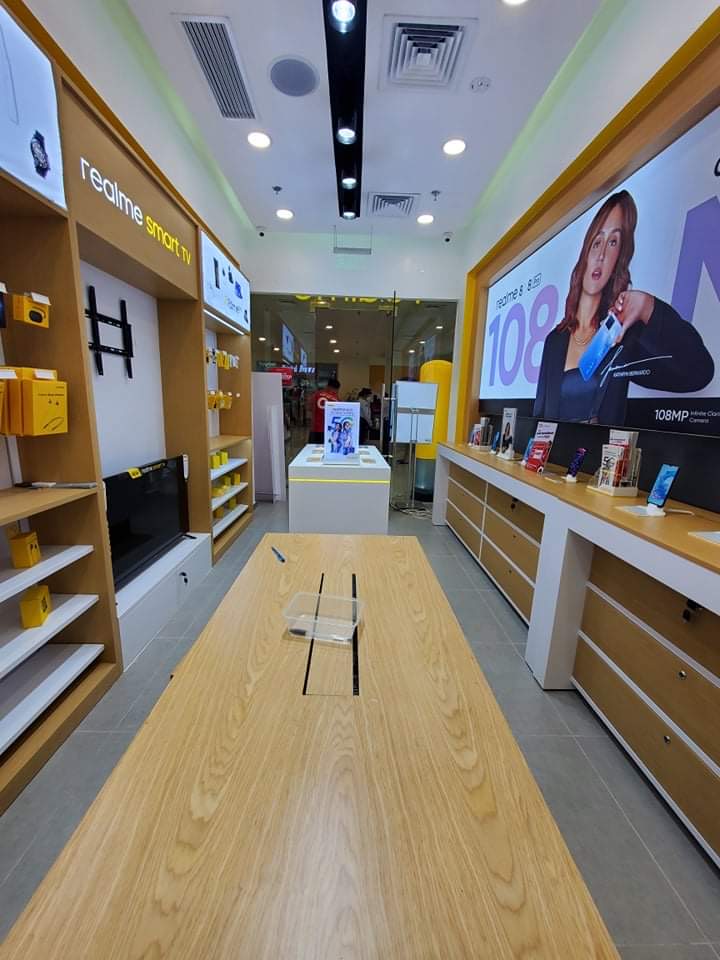 Realme Service Center - BHF Plaza, Dagupan - 2021