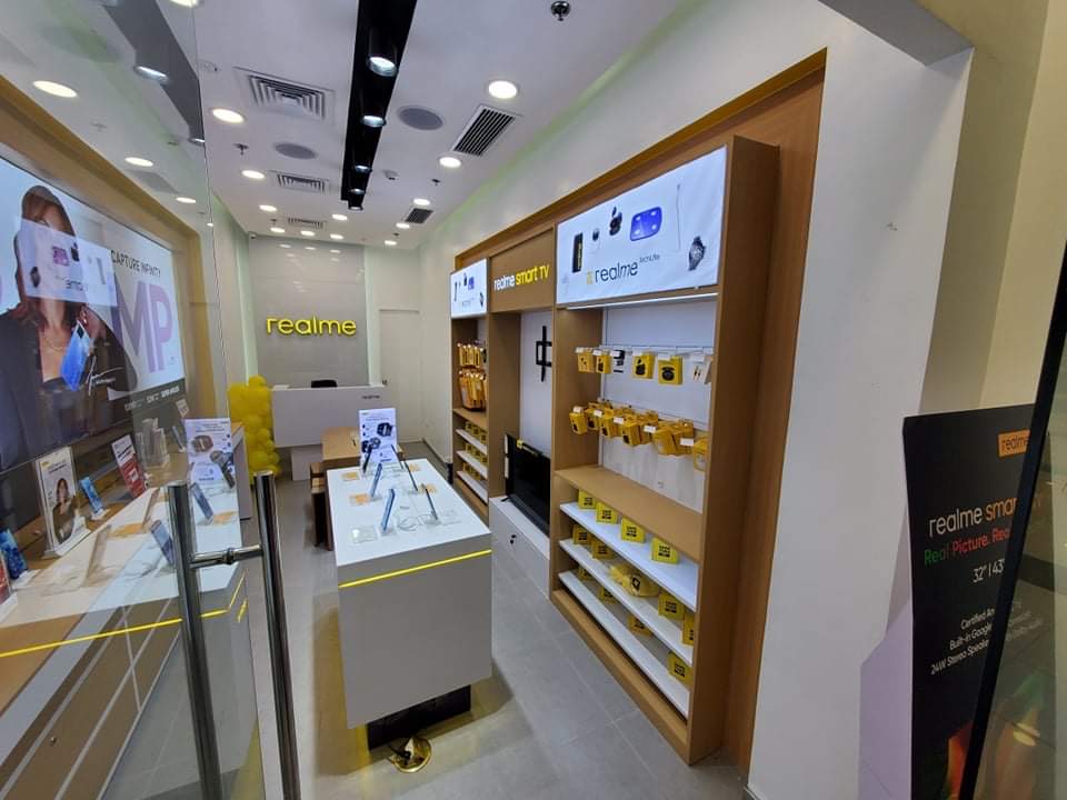 Realme Service Center - BHF Plaza, Dagupan - 2021